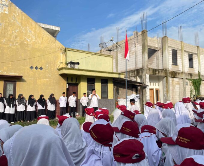 Upacara Senin , 19 Januari 2026